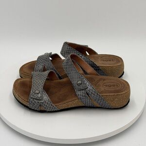 Taos Women’s Snake Embossed Leather Audition Strappy Sandals Shoes Size 6-6.5/37